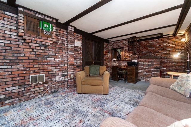 16 Birch Road, Framingham, MA 01701