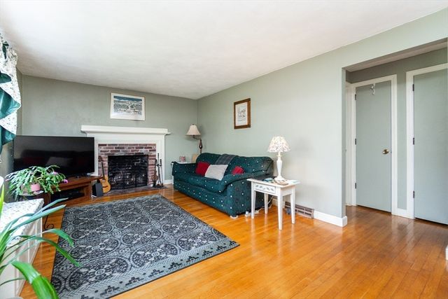 16 Birch Road, Framingham, MA 01701
