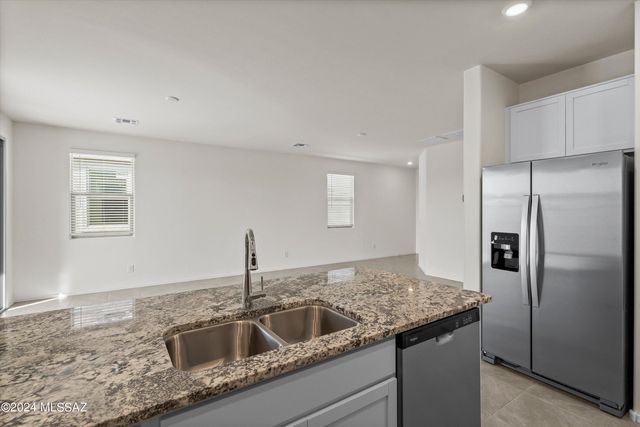 12540 N Krista Avenue, Marana, AZ 85653