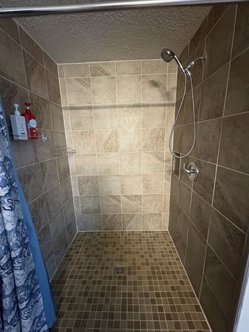 310 Sunset Dr, Sparta, TN 38583