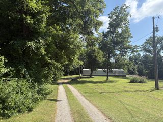 310 Sunset Dr, Sparta, TN 38583