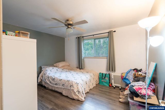 465 36th Av NE, Salem, OR 97305