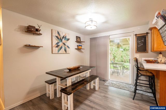 465 36th Av NE, Salem, OR 97305