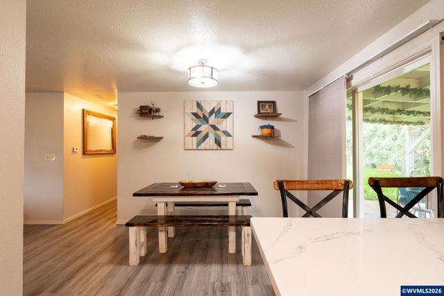 465 36th Av NE, Salem, OR 97305