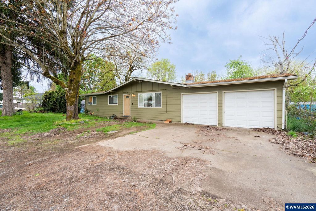 465 36th Av NE, Salem, OR 97305