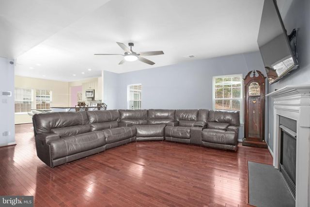 71 BISMARK DR, Stafford, VA 22554