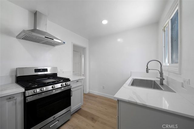 3003 Obama Blvd, Los Angeles, CA 90018