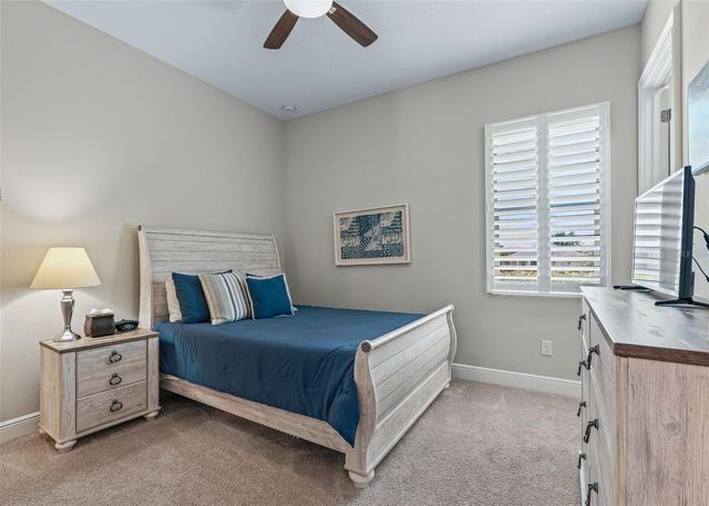 6043 APEX WAY, Lady Lake, FL 32159