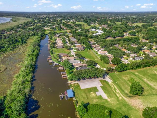 6043 APEX WAY, Lady Lake, FL 32159