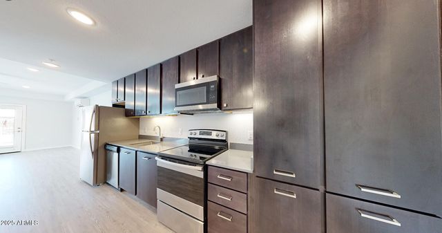 11850 W Fillmore Street St, Avondale, AZ 85323