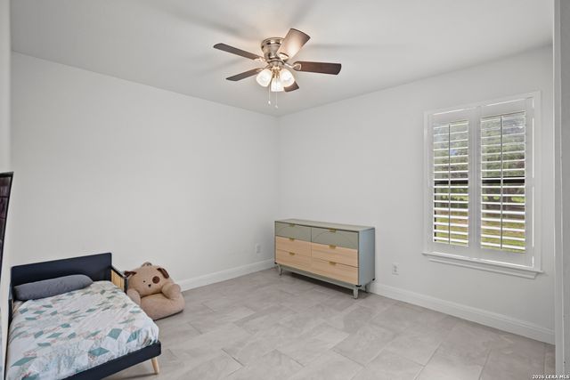 1214 Libold, Devine, TX 78016