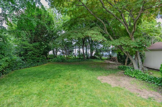 11 Barbara Drive, Farmingdale, NY 11735