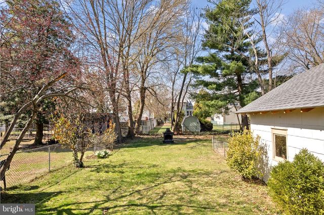 516 3RD AVE, Haddon Heights, NJ 08035