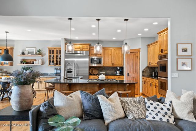 451 N Kennewick Ln, Liberty Lake, WA 99019