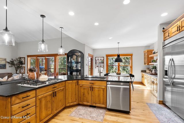 451 N Kennewick Ln, Liberty Lake, WA 99019