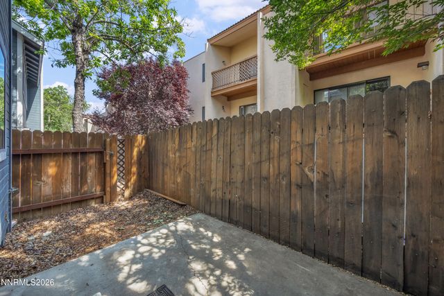 2650 Plumas Street 16, Reno, NV 89509