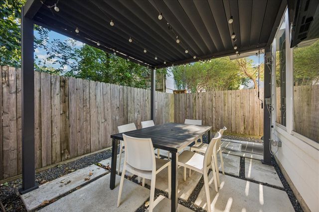 1727 Michigan Street, Houston, TX 77006