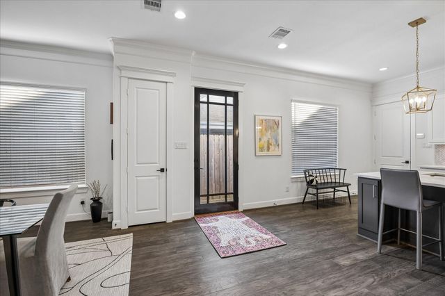 1727 Michigan Street, Houston, TX 77006