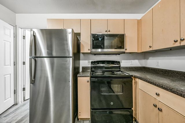 3065 N 67th Avenue Apt 132, Phoenix, AZ 85033
