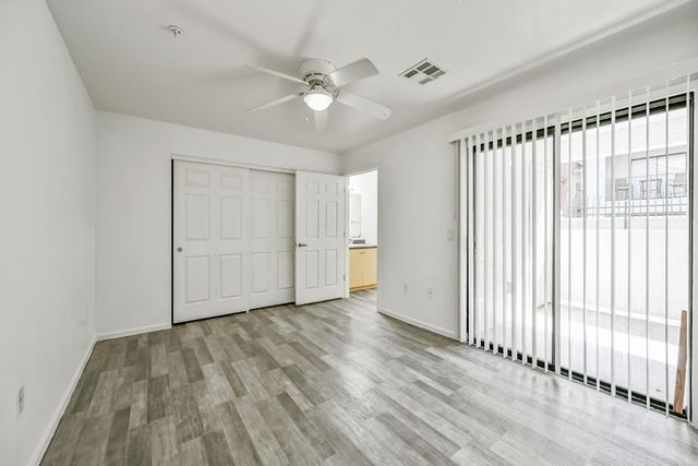 3065 N 67th Avenue Apt 132, Phoenix, AZ 85033