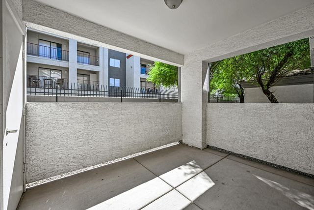 3065 N 67th Avenue Apt 132, Phoenix, AZ 85033