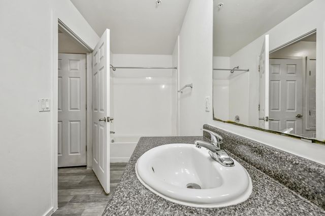 3065 N 67th Avenue Apt 132, Phoenix, AZ 85033