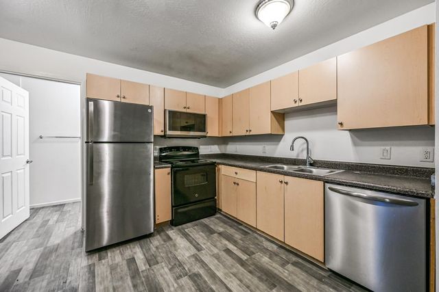 3065 N 67th Avenue Apt 132, Phoenix, AZ 85033