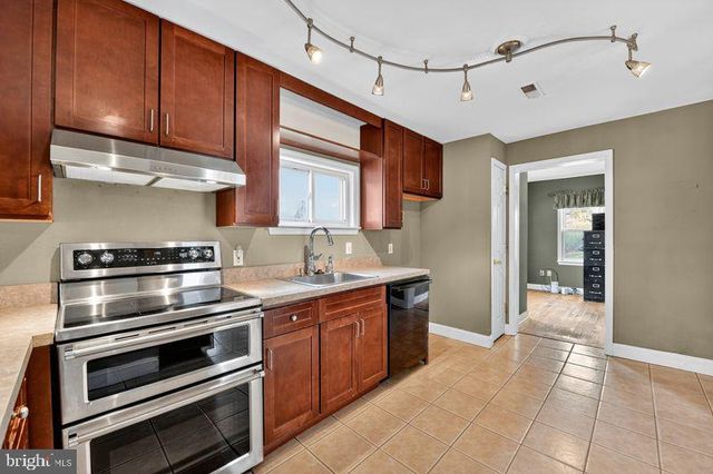 206 RACE ST, Downingtown, PA 19335