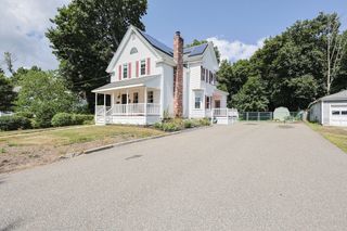 182 Center St, Bridgewater, MA 02324