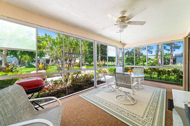 6303 Silver Moon Lane, Greenacres, FL 33463