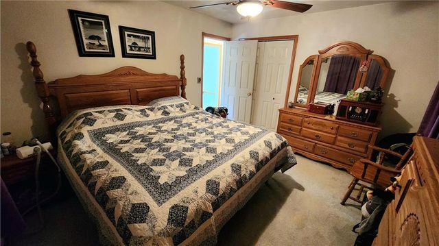 3704 S CLAREMONT Avenue, Independence, MO 64052