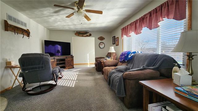 3704 S CLAREMONT Avenue, Independence, MO 64052