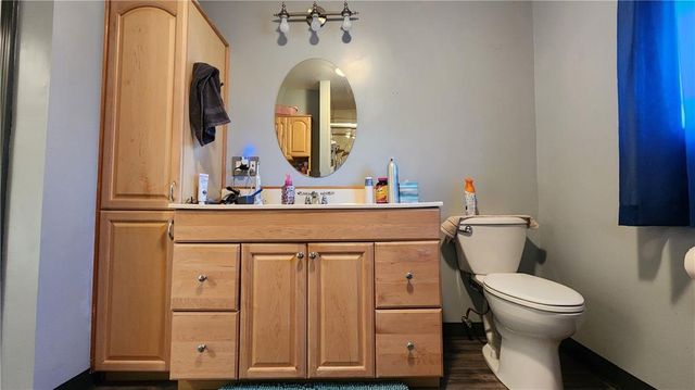 3704 S CLAREMONT Avenue, Independence, MO 64052