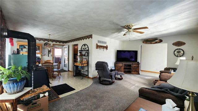 3704 S CLAREMONT Avenue, Independence, MO 64052