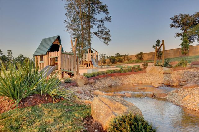 403 Black Walnut Drive, Conroe, TX 77304