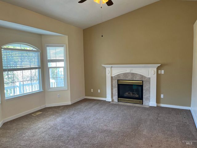 2360 Grey Hawk Ave, Kuna, ID 83634