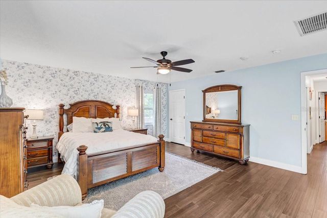 4710 STEARNS ROAD, Valrico, FL 33596