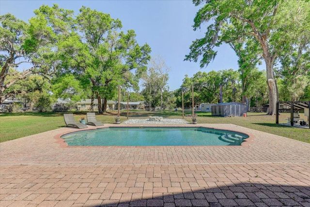 4710 STEARNS ROAD, Valrico, FL 33596