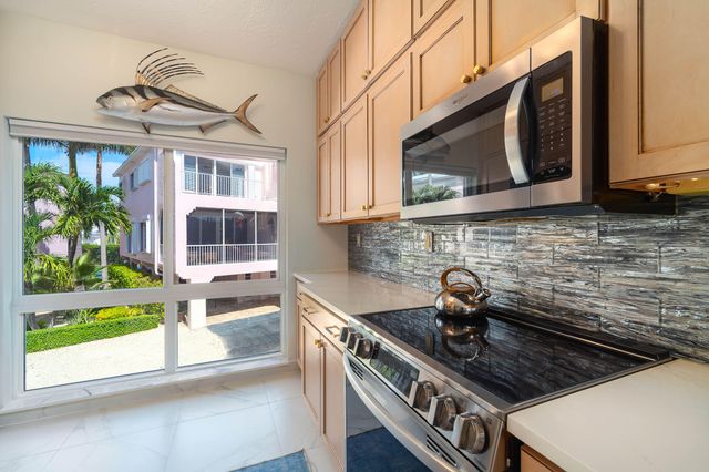 117 Coco Plum Drive C1, Marathon, FL 33050