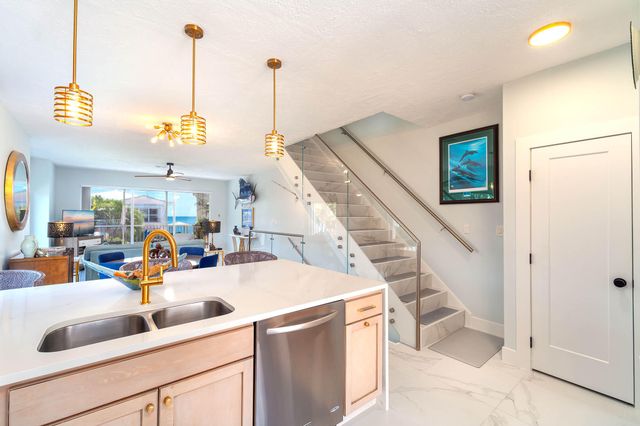 117 Coco Plum Drive C1, Marathon, FL 33050