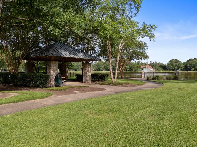 3318 W Benders Landing Boulevard, Spring, TX 77386