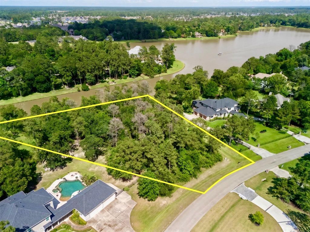 3318 W Benders Landing Boulevard, Spring, TX 77386