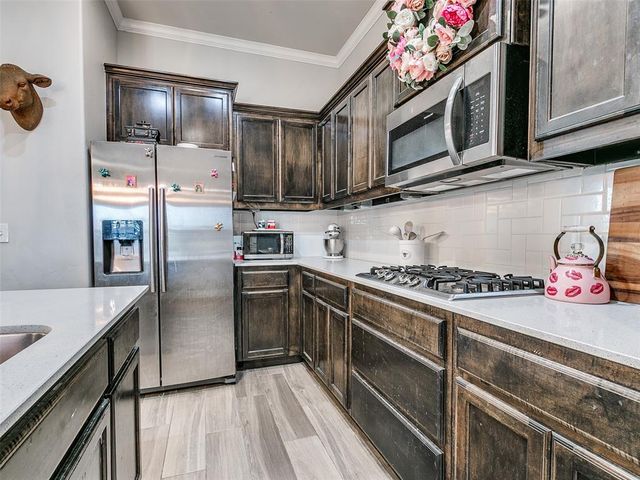 10624 Glover River Drive, Yukon, OK 73099