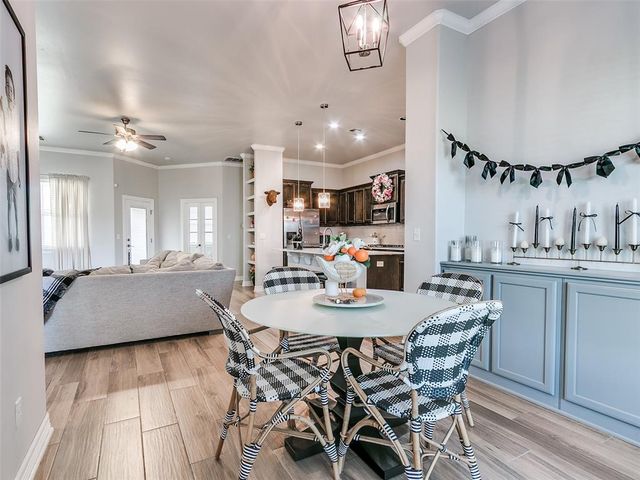 10624 Glover River Drive, Yukon, OK 73099