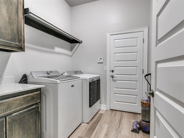 10624 Glover River Drive, Yukon, OK 73099
