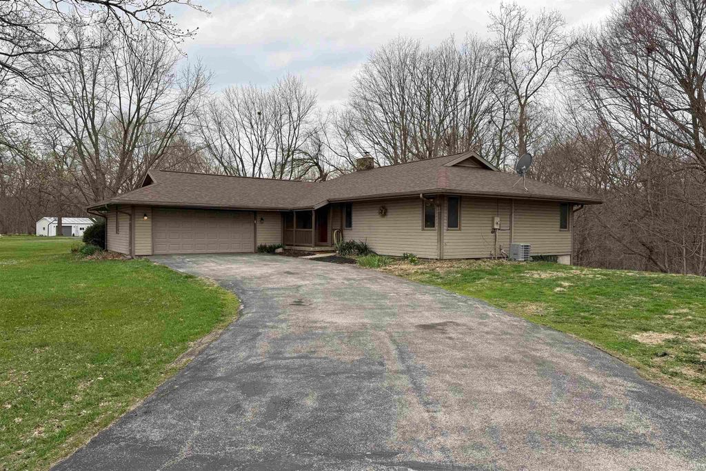 9356 S 375 E, Brookston, IN 47923