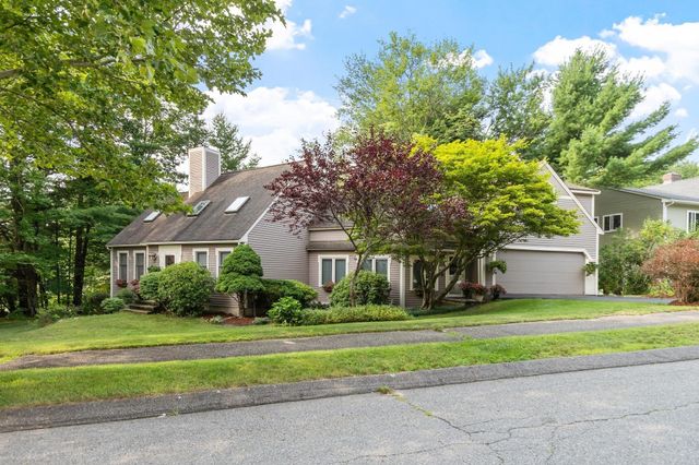 115 Village Xing, Fitchburg, MA 01420