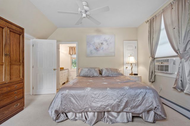 115 Village Xing, Fitchburg, MA 01420