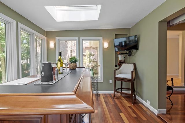 115 Village Xing, Fitchburg, MA 01420