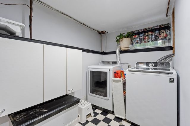 115 Village Xing, Fitchburg, MA 01420